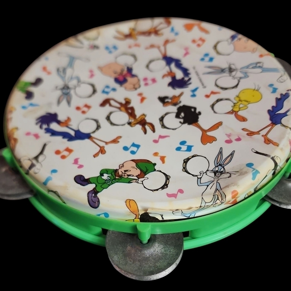 Vintage Looney Tunes Tambourine with Characters. Comes In Original Box. - Picture 3 of 6